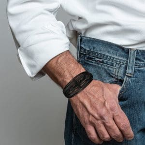 Bracelet Croix en Cuir Noir